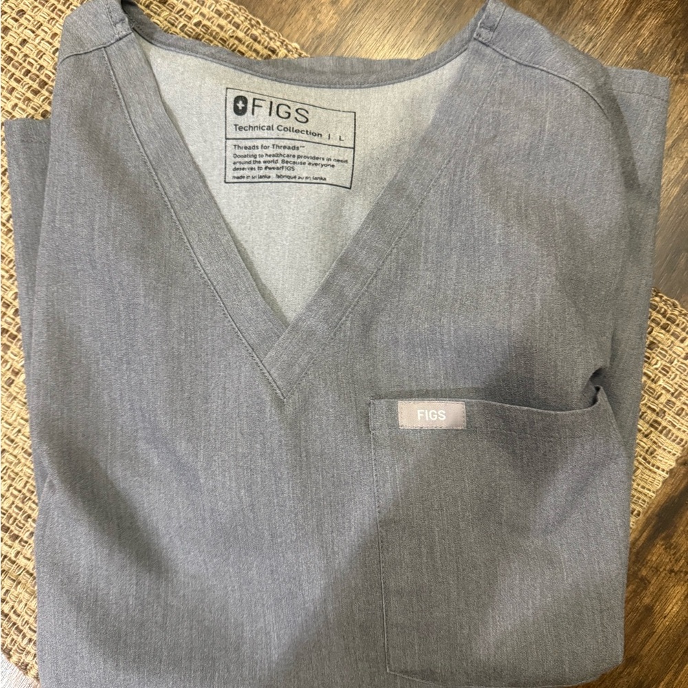 Figs Charcoal V-Neck Scrub Top